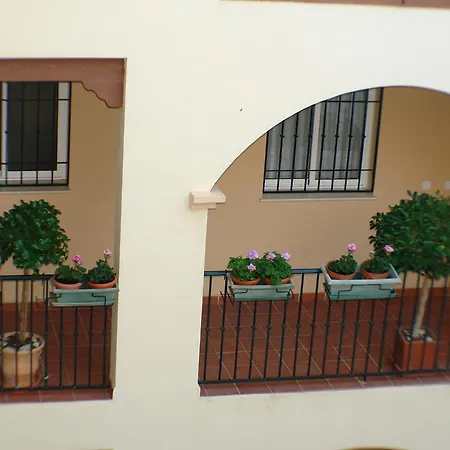 Carabeo 2000 3.1 Апартаменти